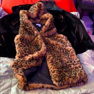 Sleeveless Leopard Soft Jacket Faux Fur